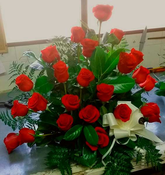 Floristería Maranta Viveros ramo de rosas